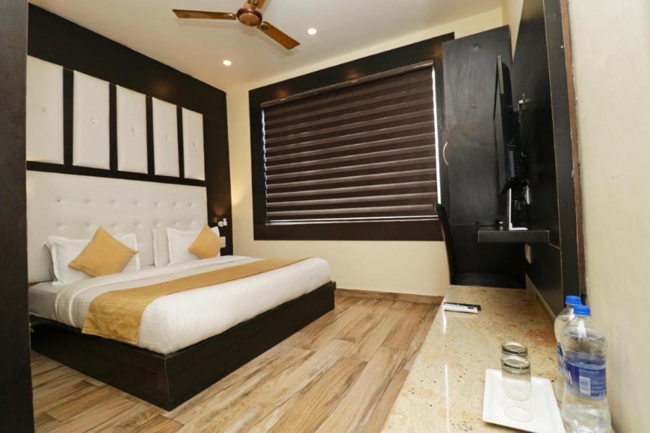Hotel Mirage Residency - Hill View Hotel In Dharamshala Buitenkant foto